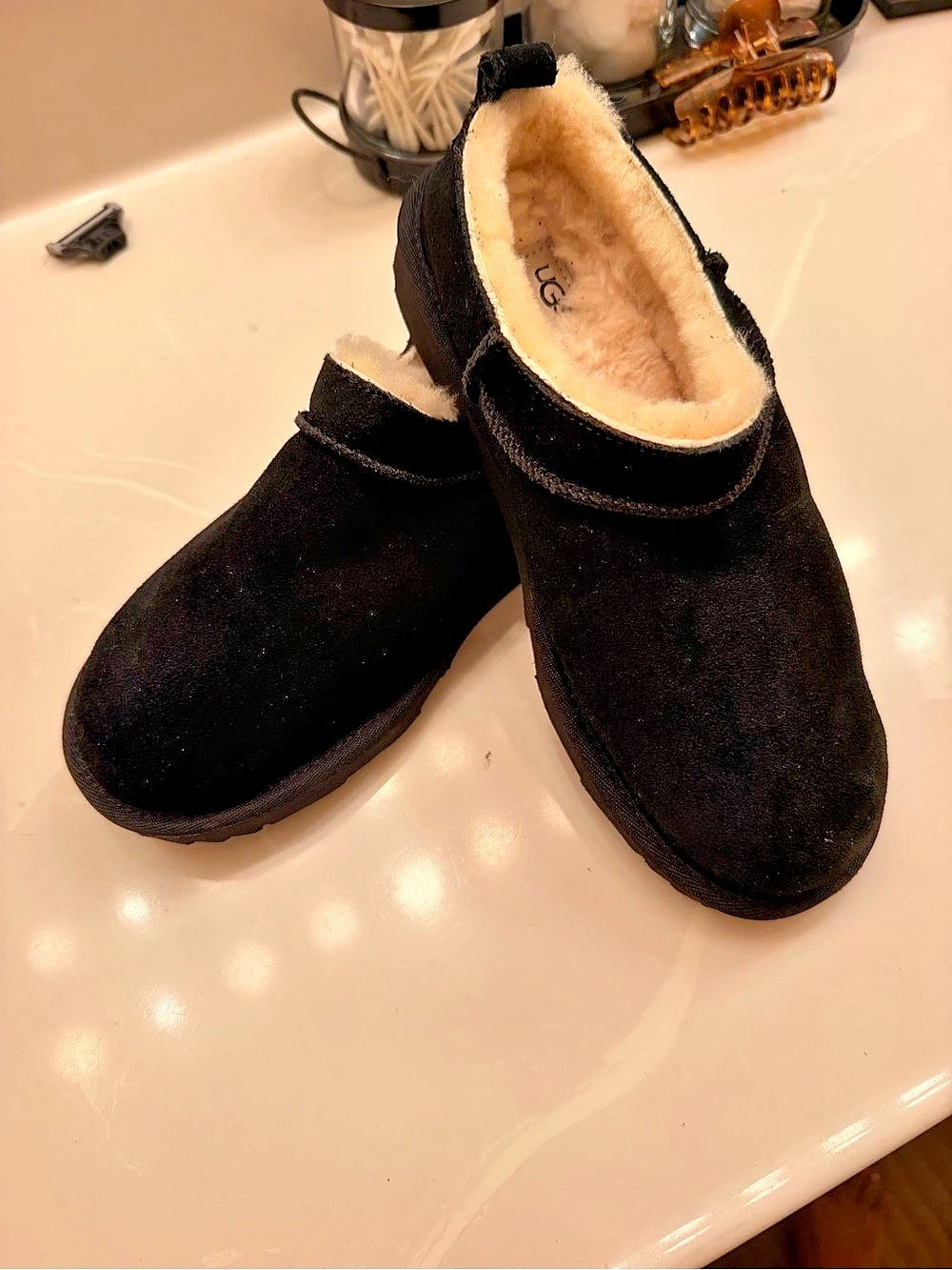 UGG Tasman Slipper Black US 5